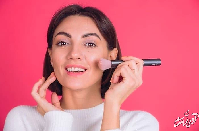 رژگونه ملیح و روشن